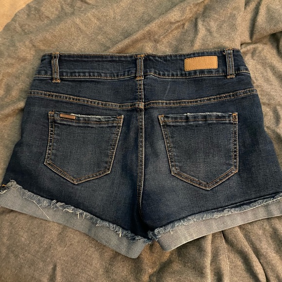 Distressed jean shorts with cuffs - Picture 3 of 4